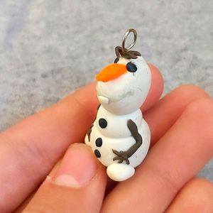 Olaf necklace charm.